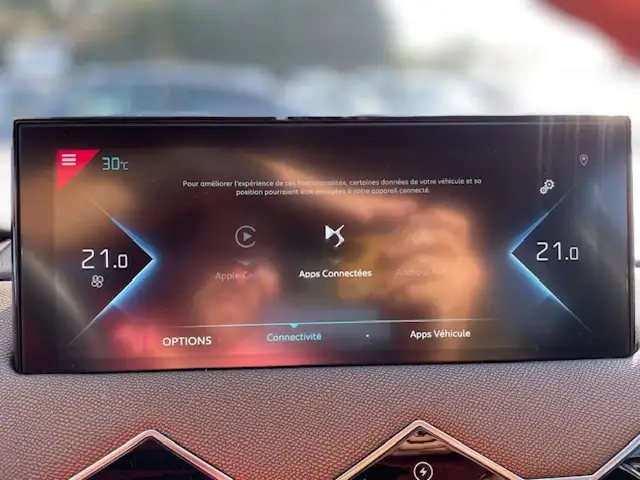 DS Automobiles DS 3 Crossback view 20