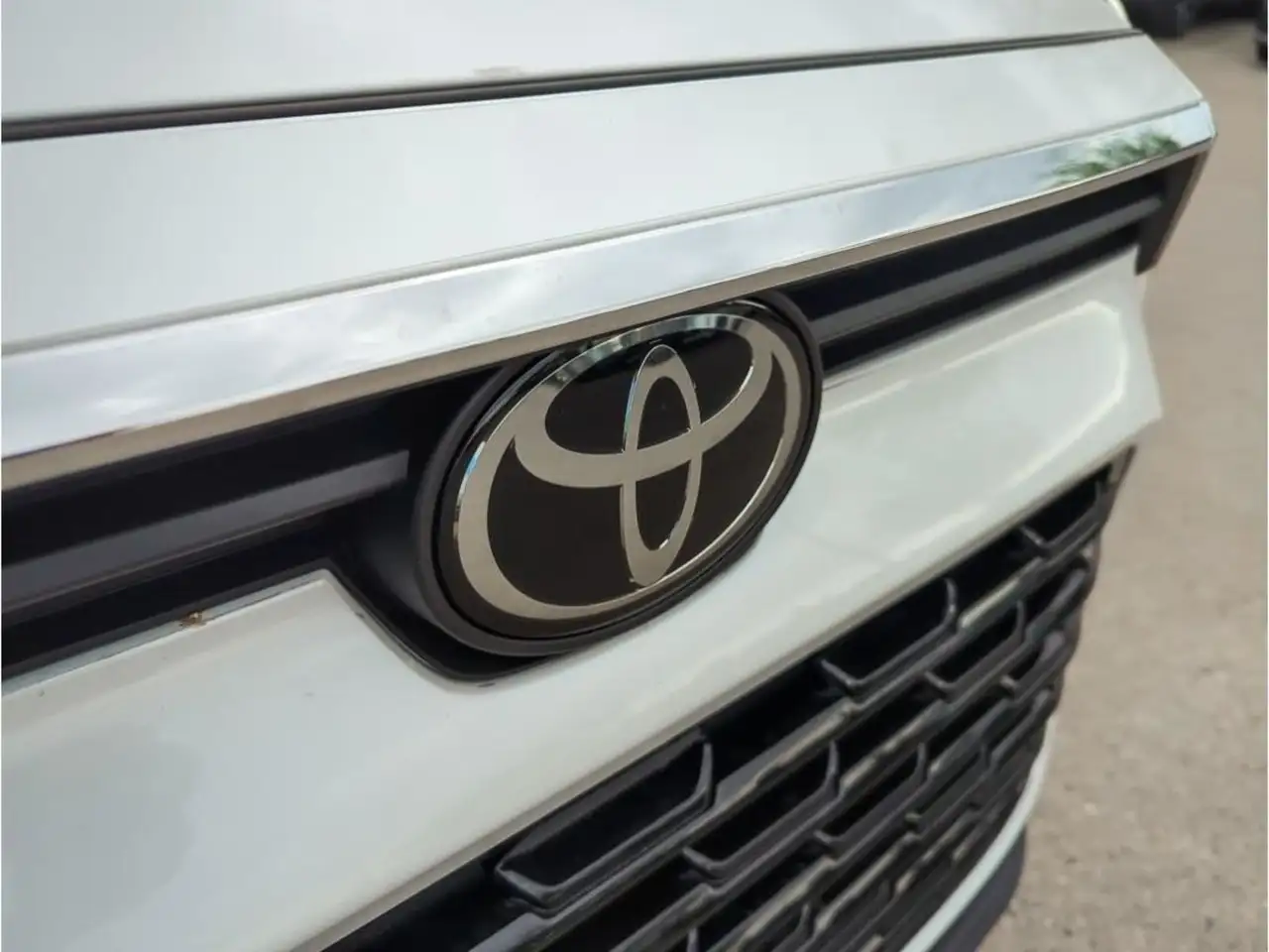 Toyota Grand Highlander снимка Toyota Grand Highlander