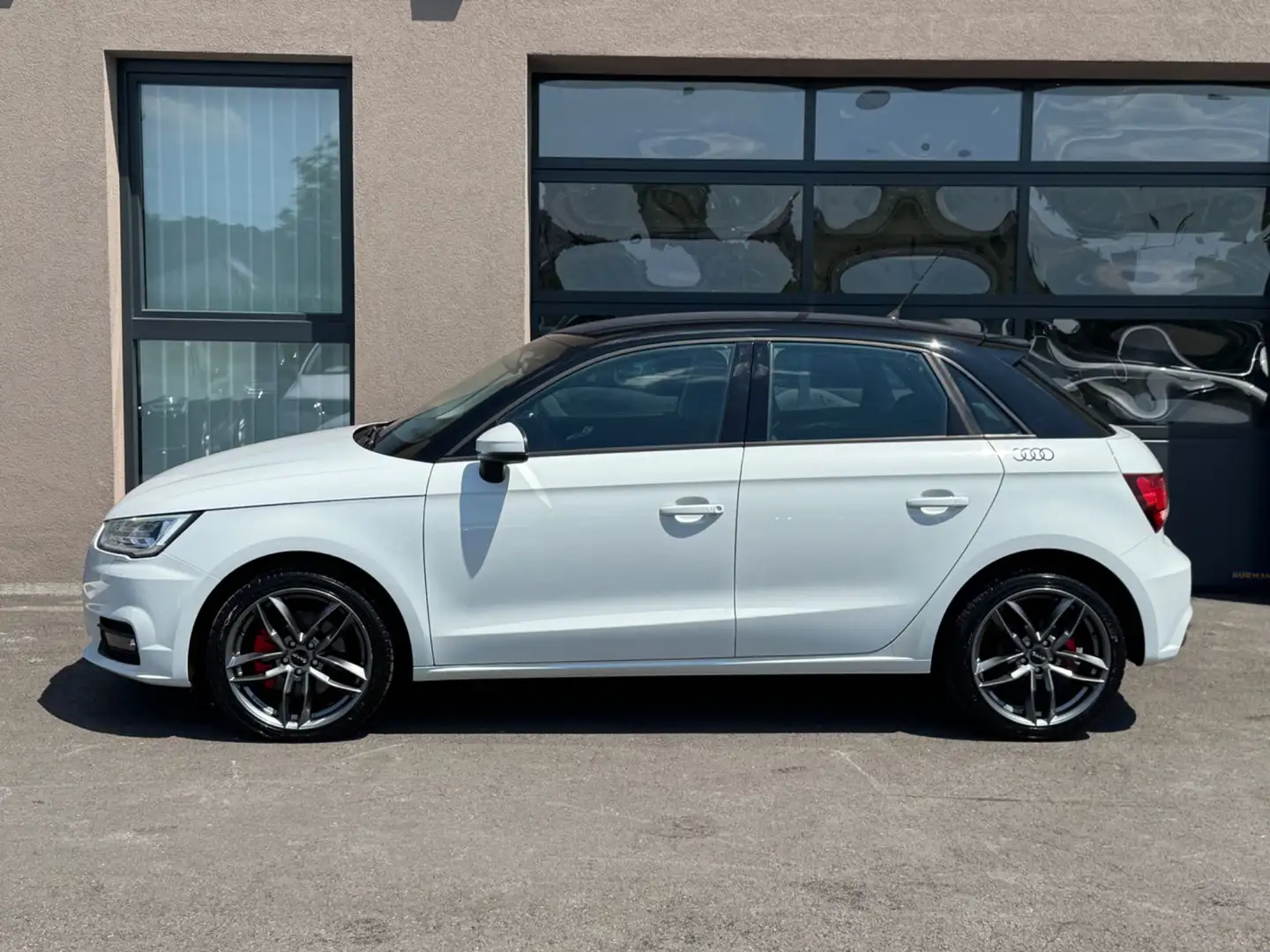 Audi A1 Sportback 1.4 TFSI | 4 Zylinder | 17" ALU | LED | Weiß - 2