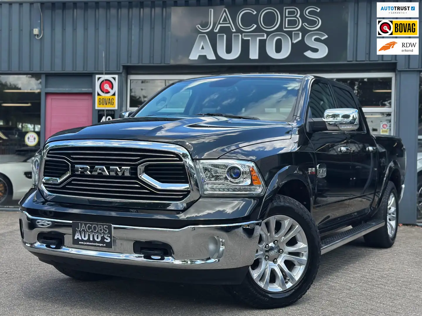 Dodge RAM 1500 5.7 V8 Crew Cab Longhorn Marrón - 1