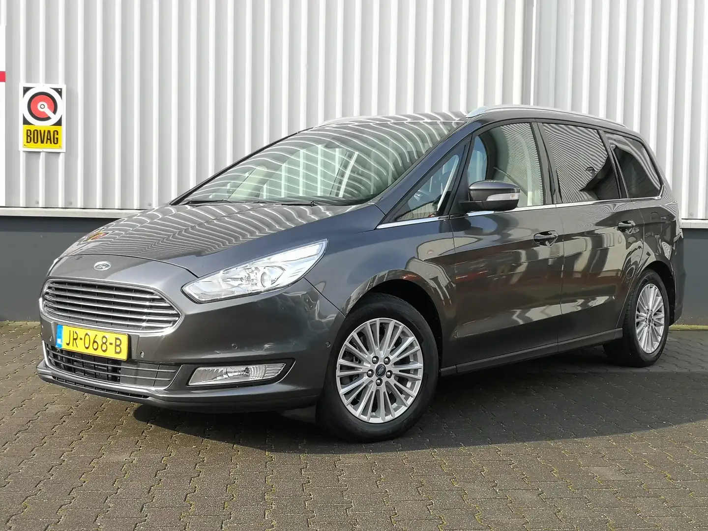 Ford Galaxy 1.5 Titanium 7 persoons | Stoelverwarming Grijs - 2