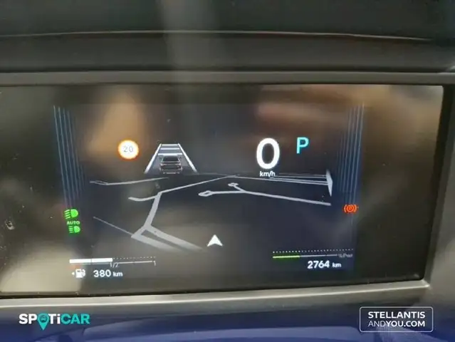 Citroen C4 view 12