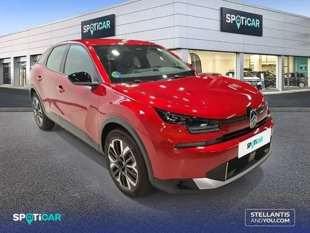 Citroen C4 view 3