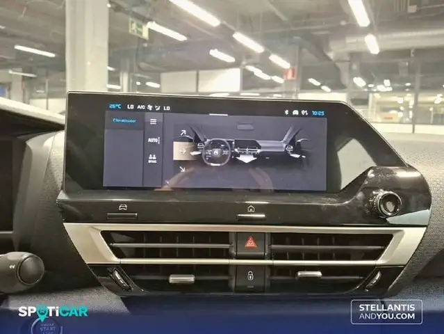 Citroen C4 view 15