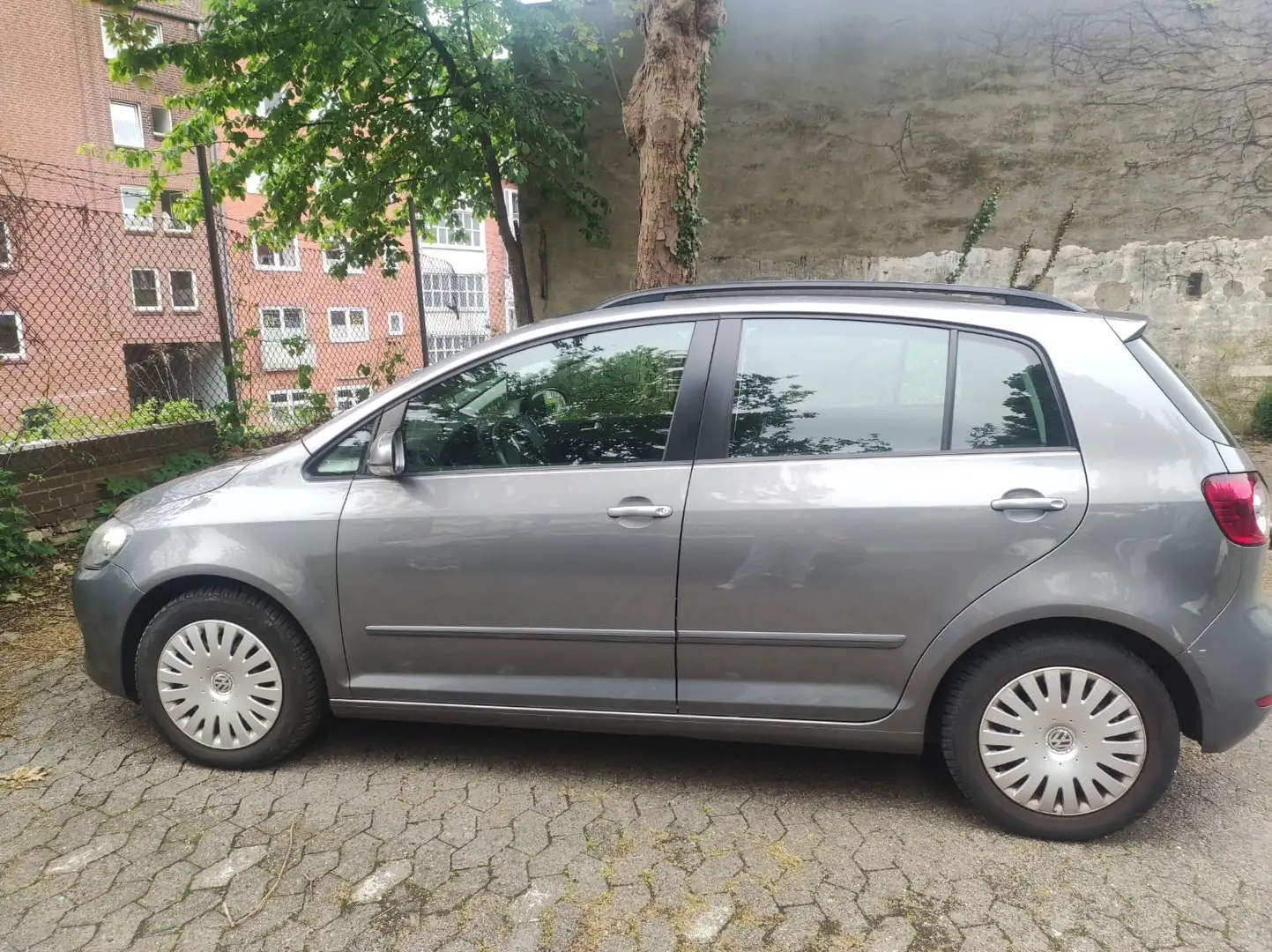 Volkswagen Golf Plus 1.6 TDI DPF - 2