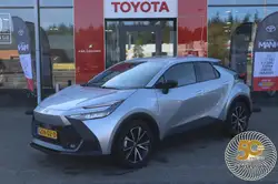 Toyota C-HR Getinte ramen, Alarm, Garantie, LED verlichting, Lendensteun, ABS, Grootlichtassistent, Regensensor