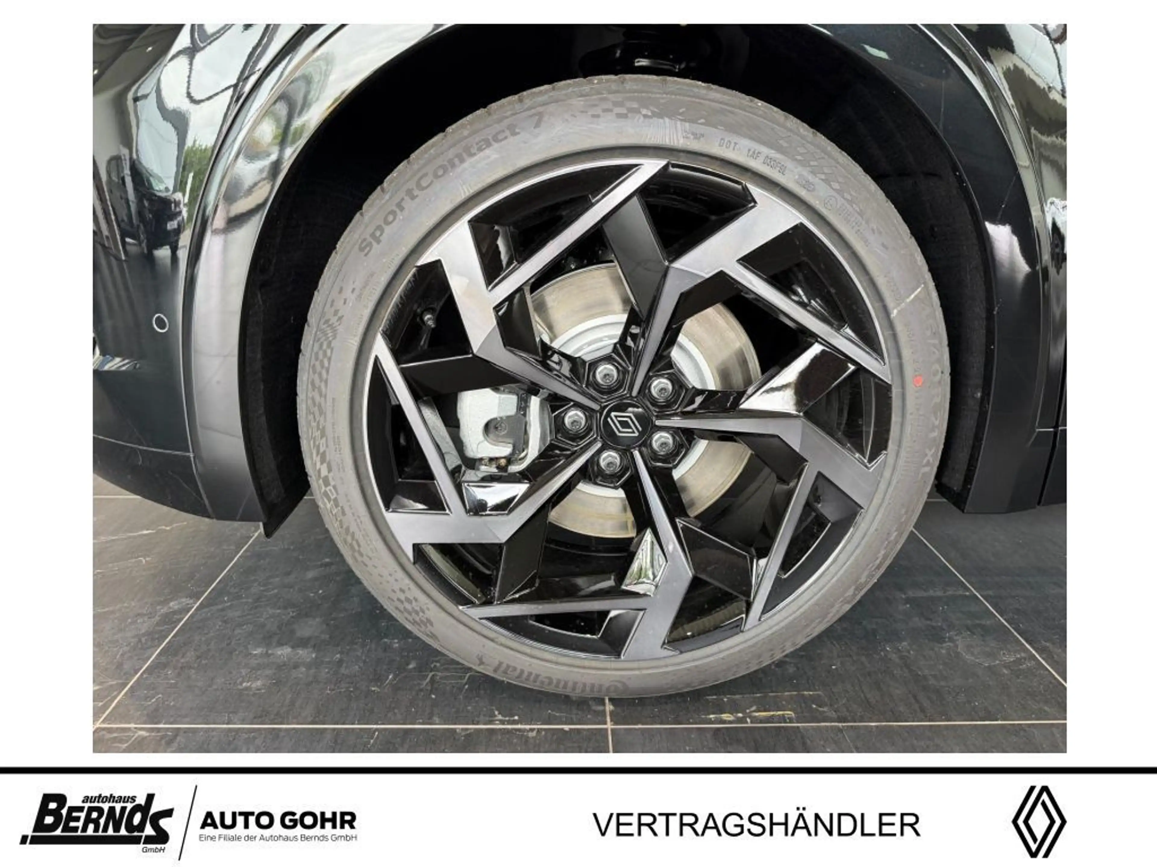 Renault Rafale E-Tech Plug-in Hybrid 300 4x4 Atelier Alpine — photo 6