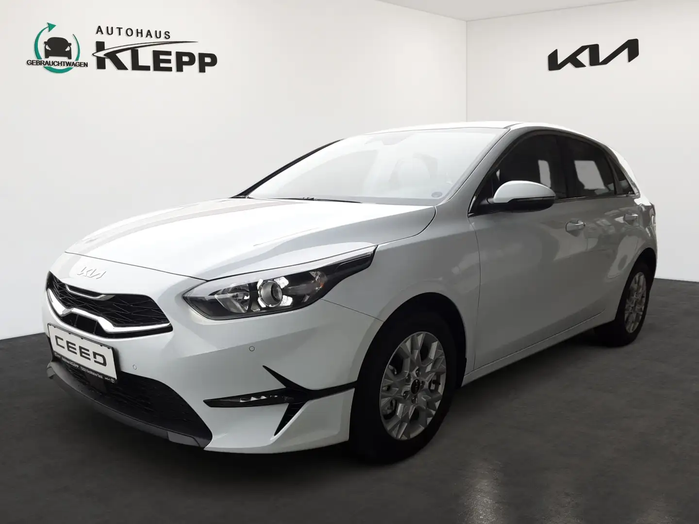 Kia Ceed / cee'd 1.5 T-GDI 140 PS DCT Vision KOMP+ Weiß - 1