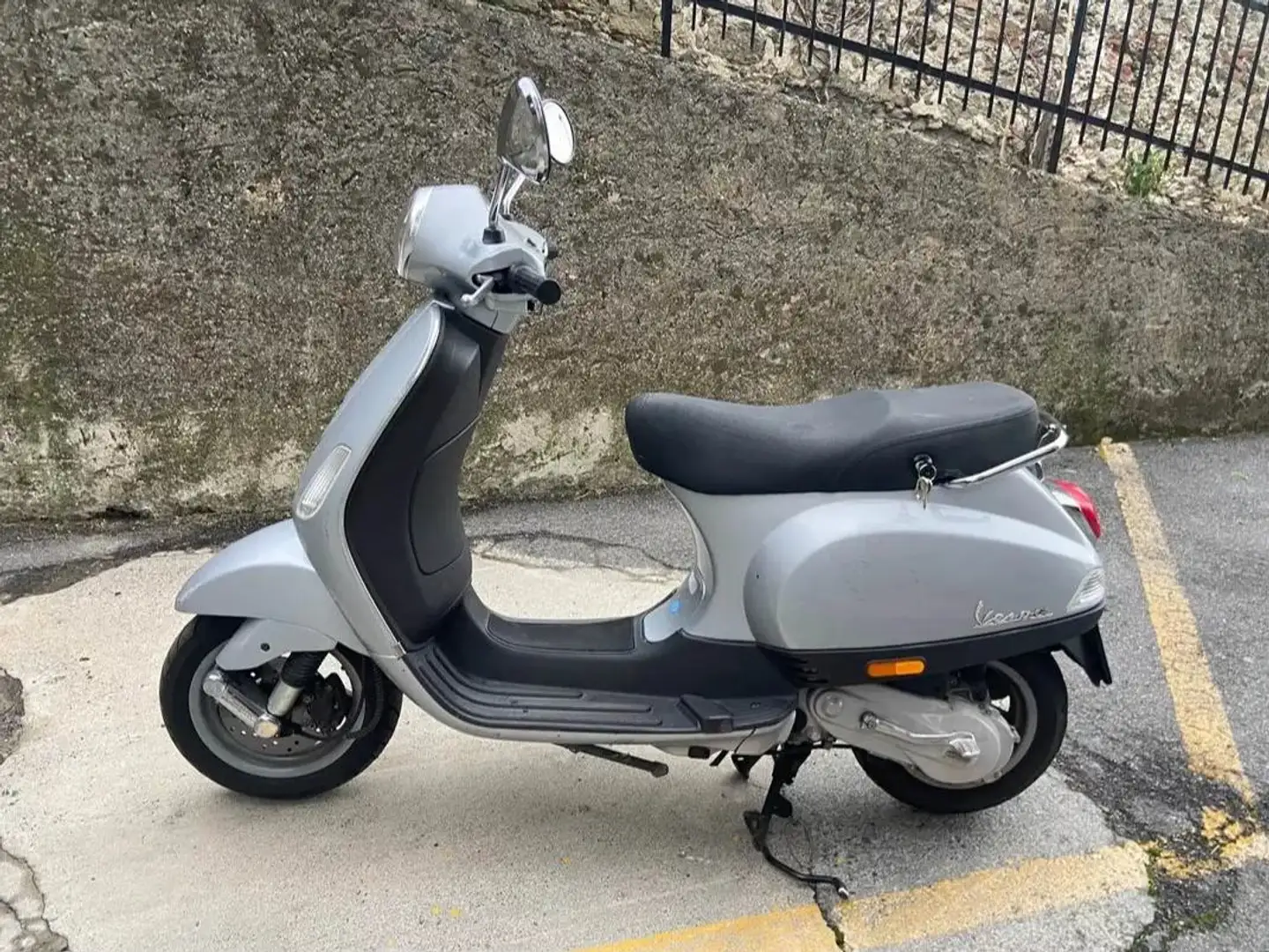 Piaggio 50 N Gris - 2