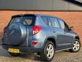 Toyota RAV 4 2.0 VVTI LINEA SOL | NL-AUTO! | DEALER OH! Blau - thumbnail 8