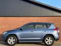 Toyota RAV 4 2.0 VVTI LINEA SOL | NL-AUTO! | DEALER OH! Blau - thumbnail 3