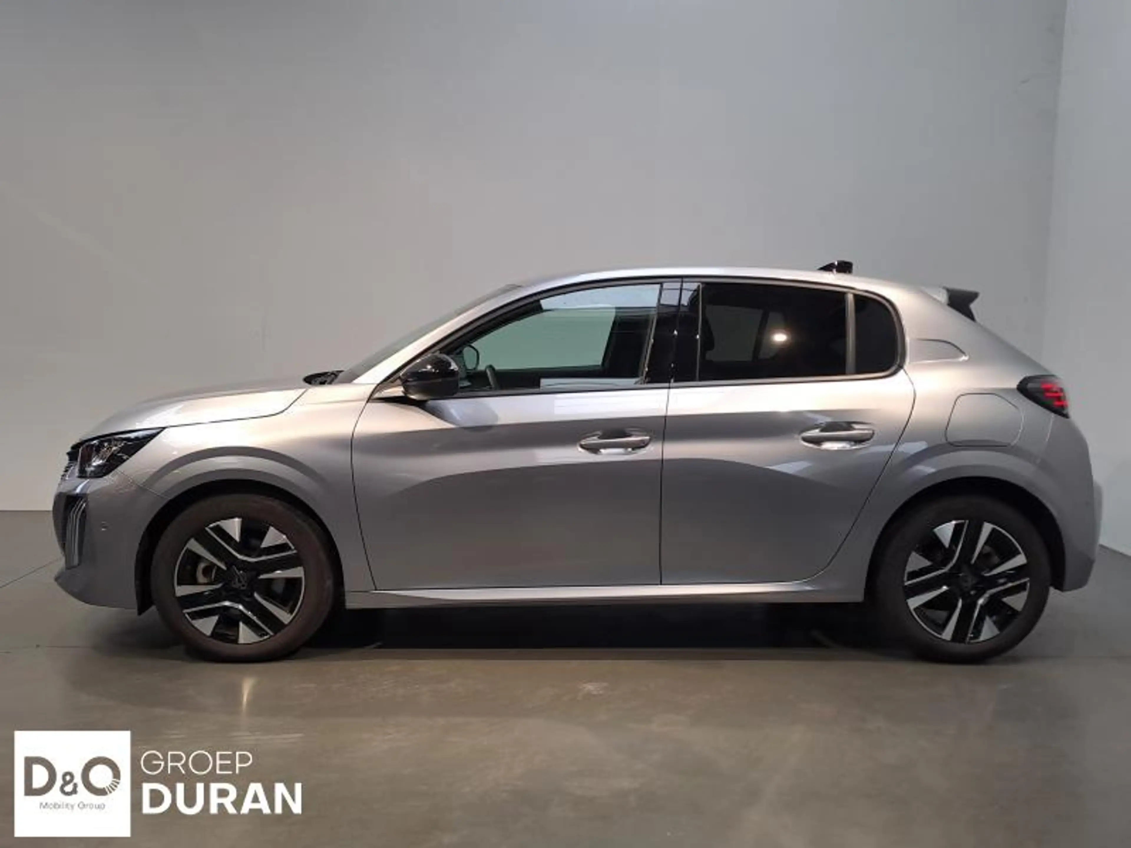 Peugeot 208 Allure 1.2 Turbo Man.6 — photo 2
