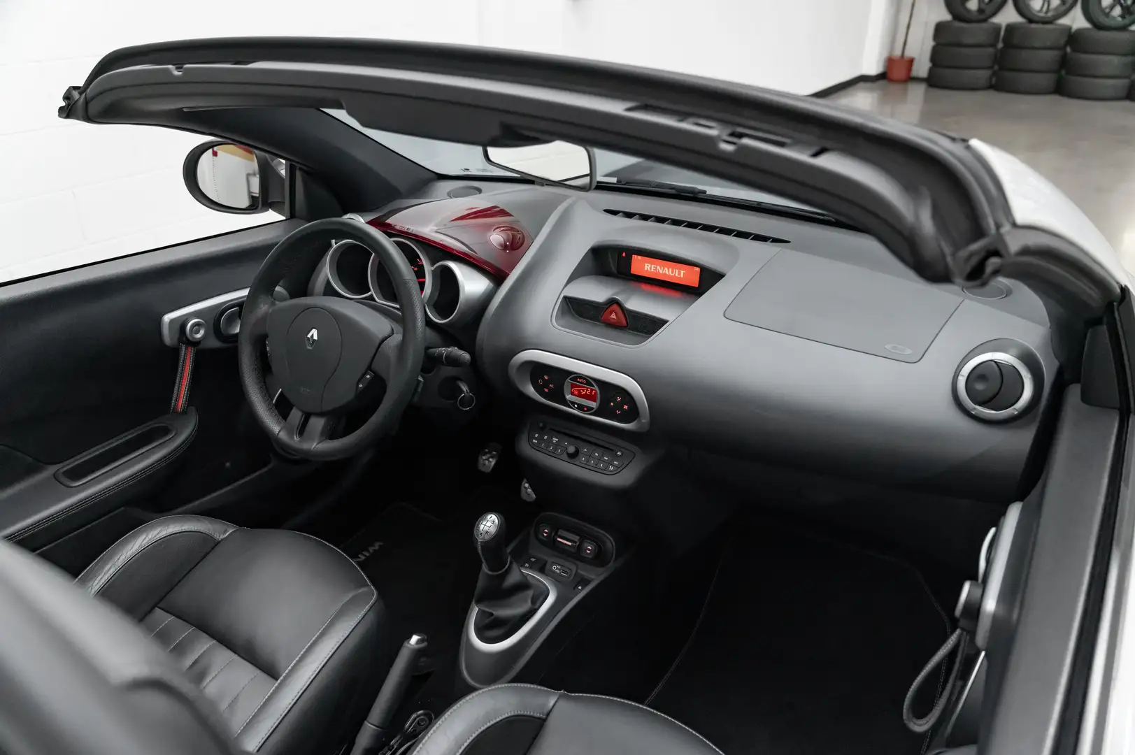 Renault Wind 1.2 TCe 100cv Night & Day cabrio Weiß - 2
