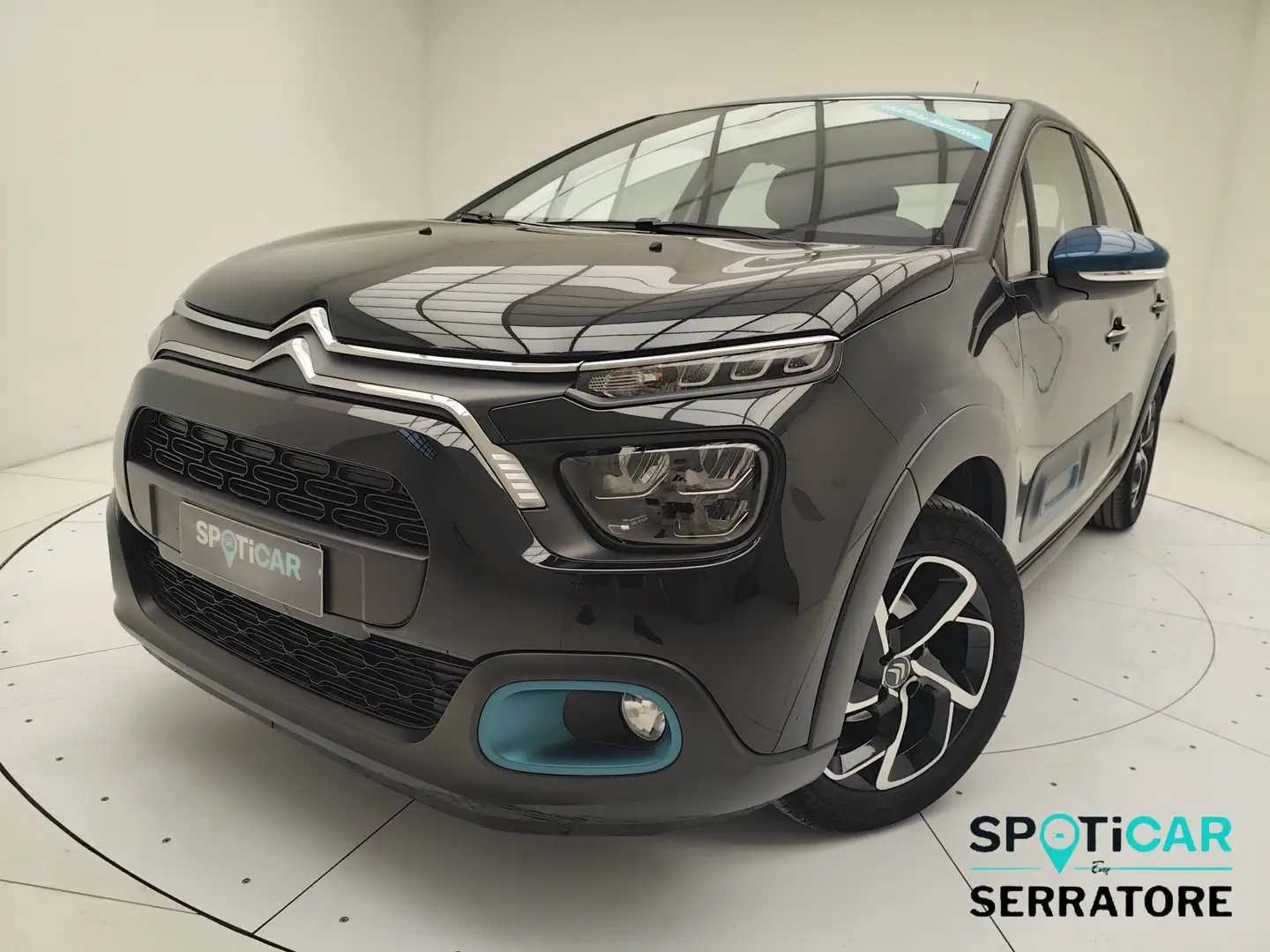 Citroen C3 III 2017 1.2 puretech Shine s&s 83cv Nero - 1