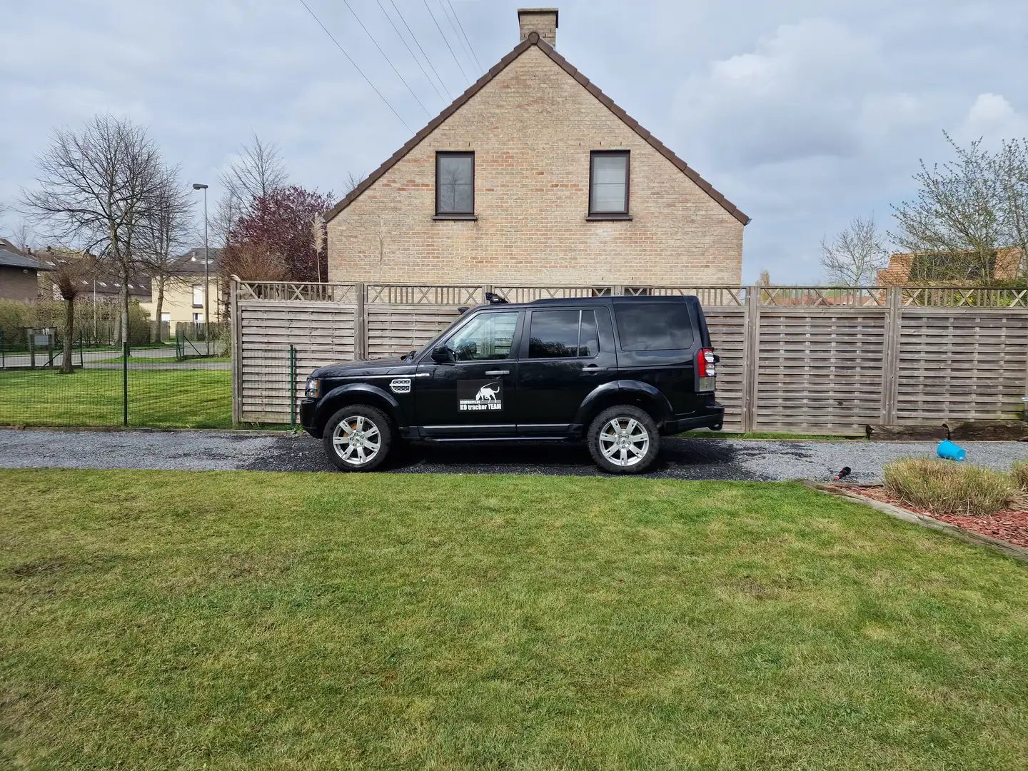 Land Rover Discovery Discovery TD V6 HSE Schwarz - 2