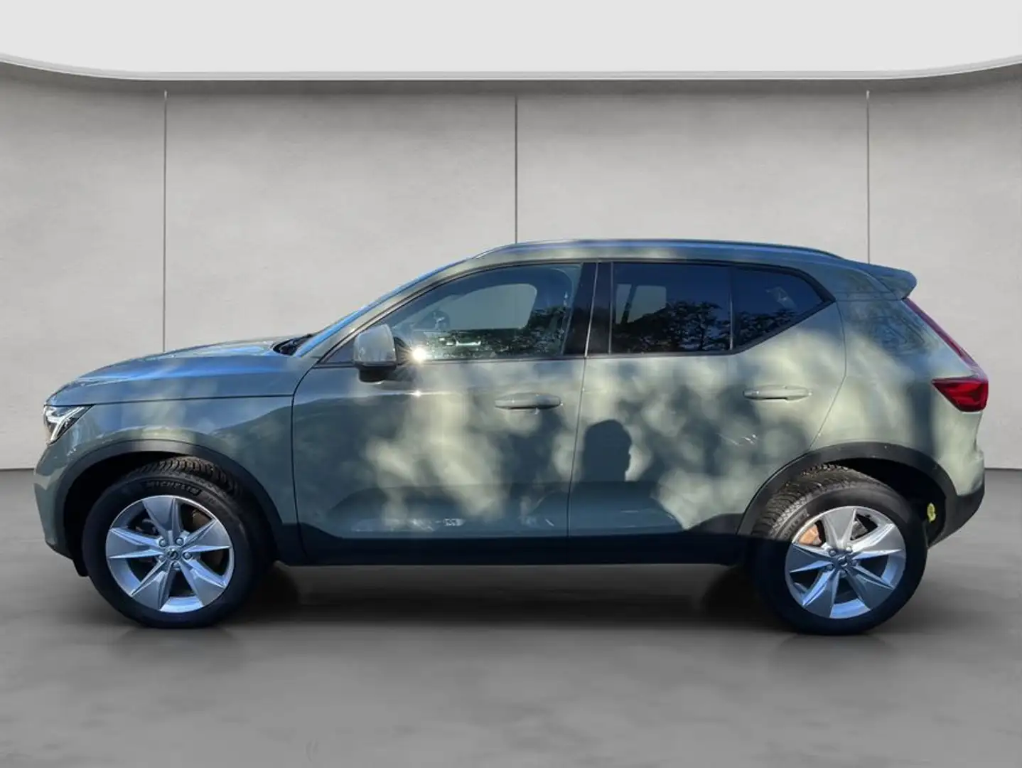 Volvo XC40 XC40 B3 B DKG Core Navi, LED, SHZ Verde - 2