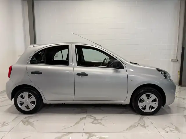 Nissan Micra view 3