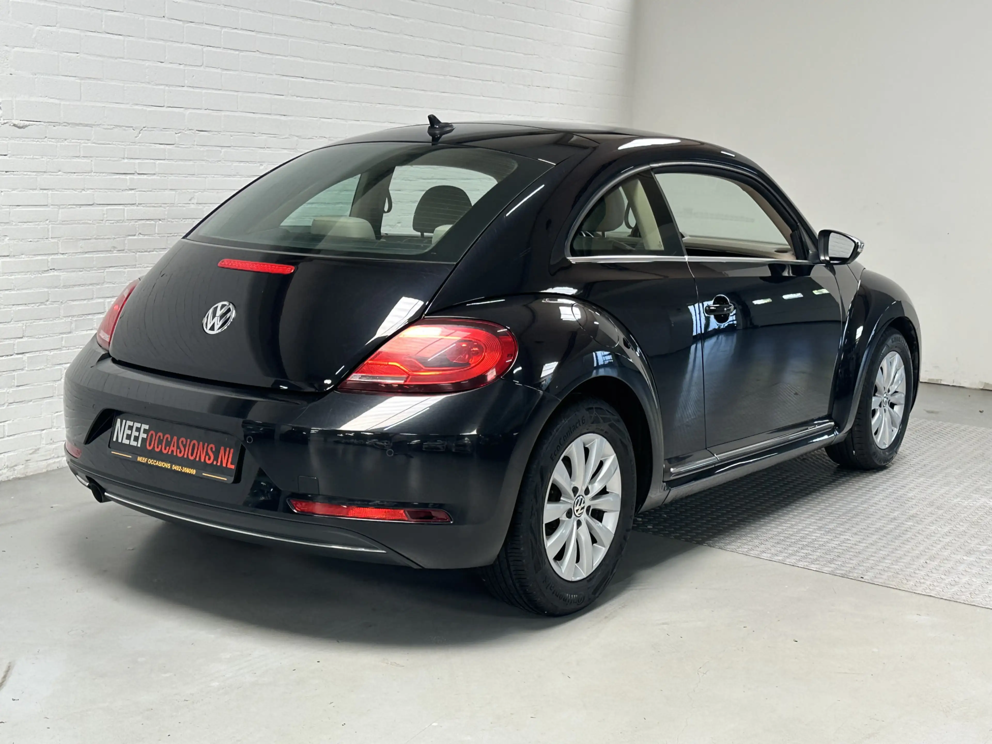 Volkswagen Beetle 1.2 TSI Design BlueMotion CLIMA / CRUISE / NAVI / — photo 5