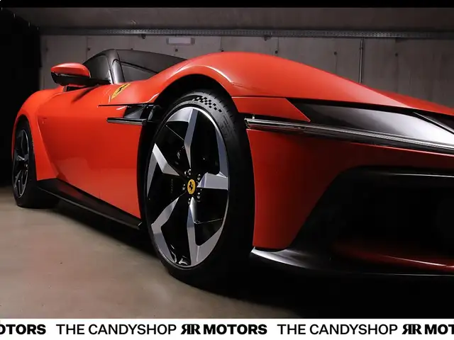 Ferrari 12 Cilindri *Sonderfarbe*NEUWAGEN*Mega_Spec* Ansicht 21