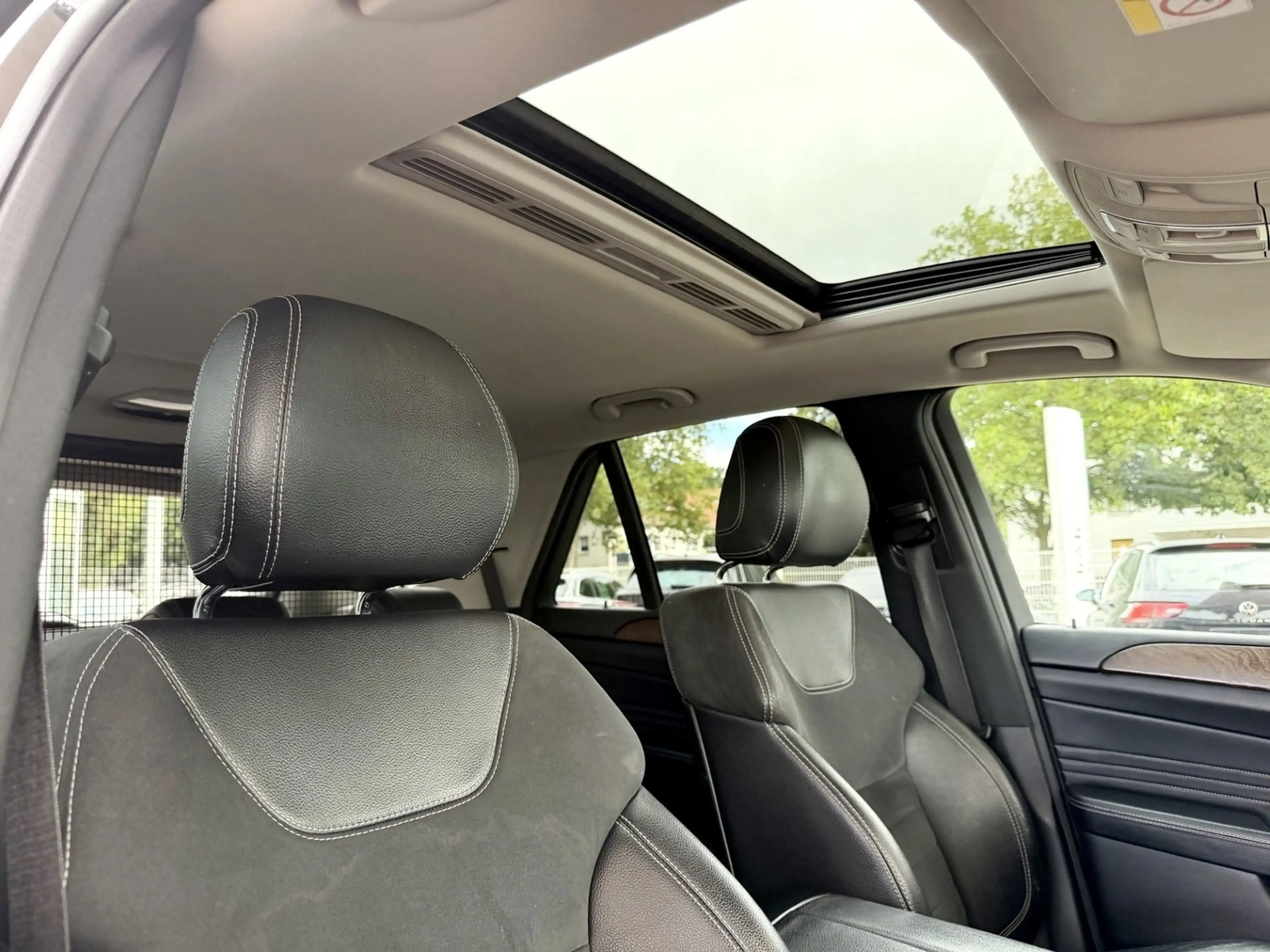 Mercedes-Benz ML 350 CDI AMG LINE/COMAND/SSD/KAMERA/LEDER — photo 9