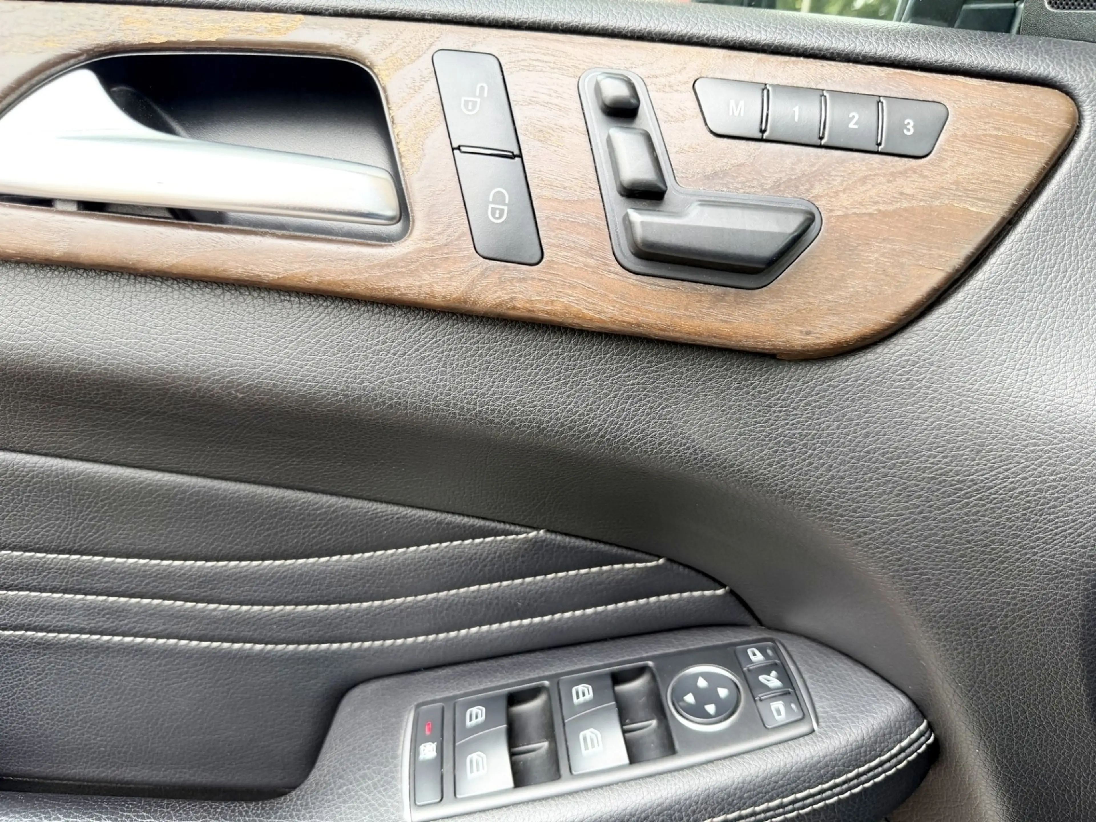 Mercedes-Benz ML 350 CDI AMG LINE/COMAND/SSD/KAMERA/LEDER — photo 13