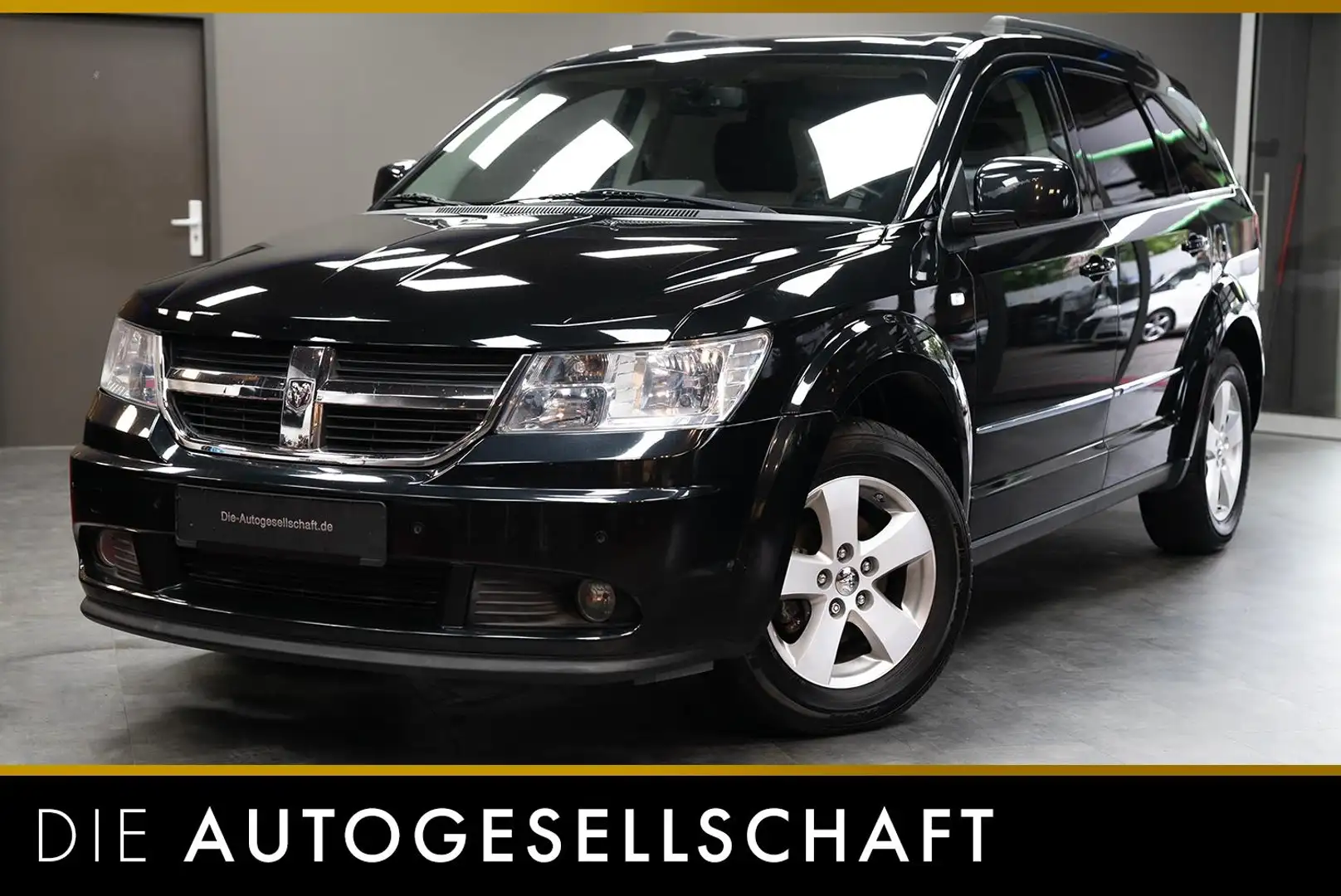 Dodge Journey 2.0 16V CRD*NAVI*KAMERA*AK*GETRIEBE ÜBERHOLT Fekete - 1
