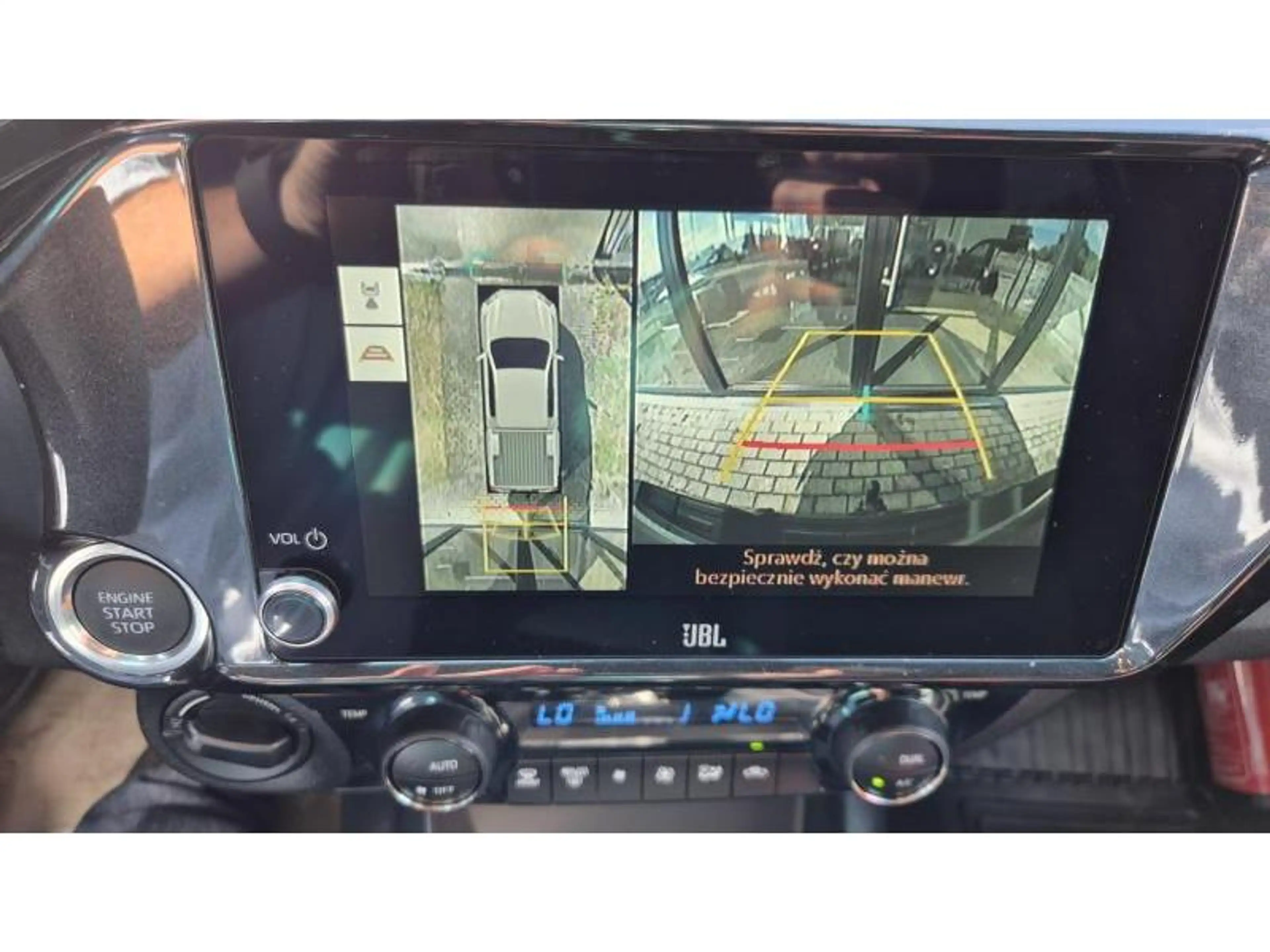 Toyota Hilux Incvincible — photo 9