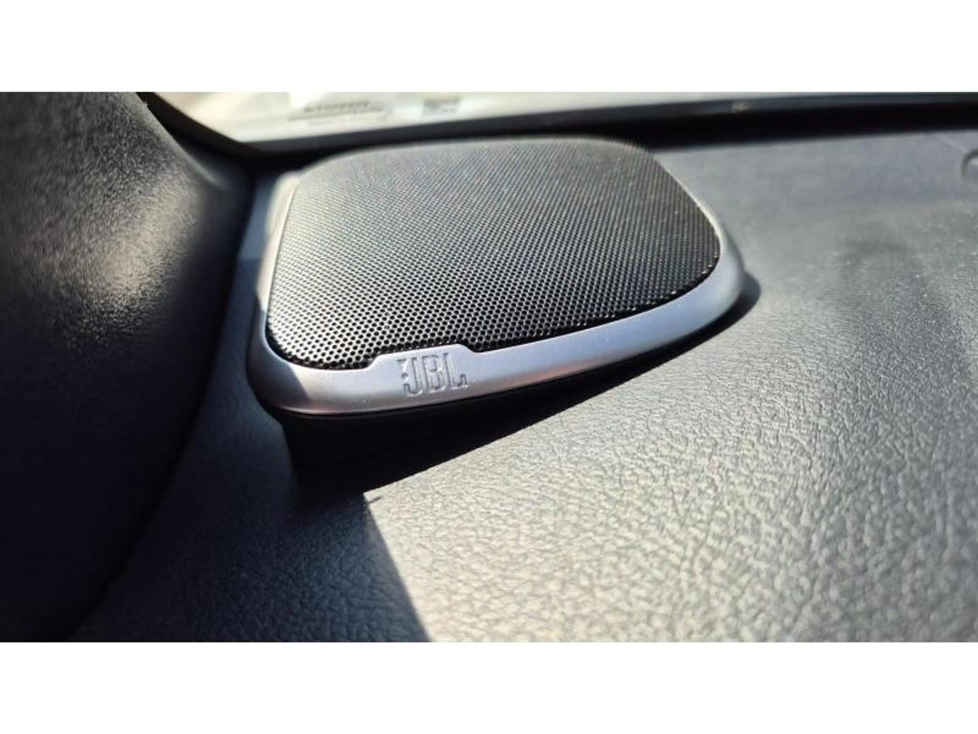 Toyota Hilux Incvincible — photo 11
