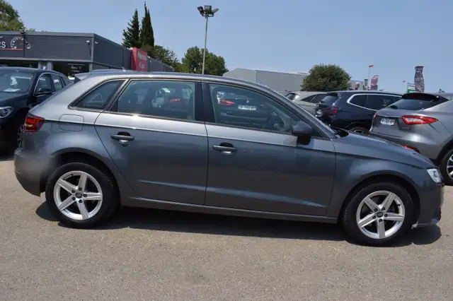 Audi A3 view 8