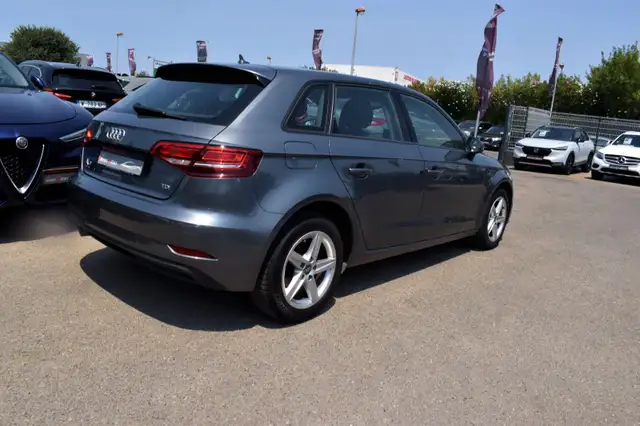 Audi A3 view 6