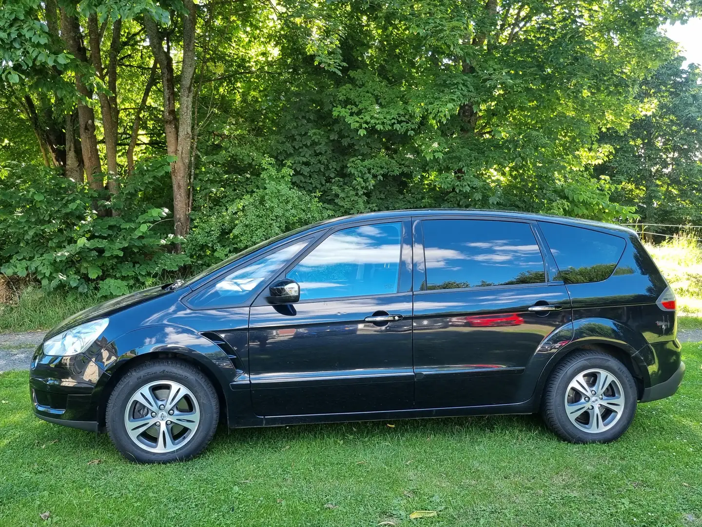 Ford S-Max Titanium Schwarz - 2