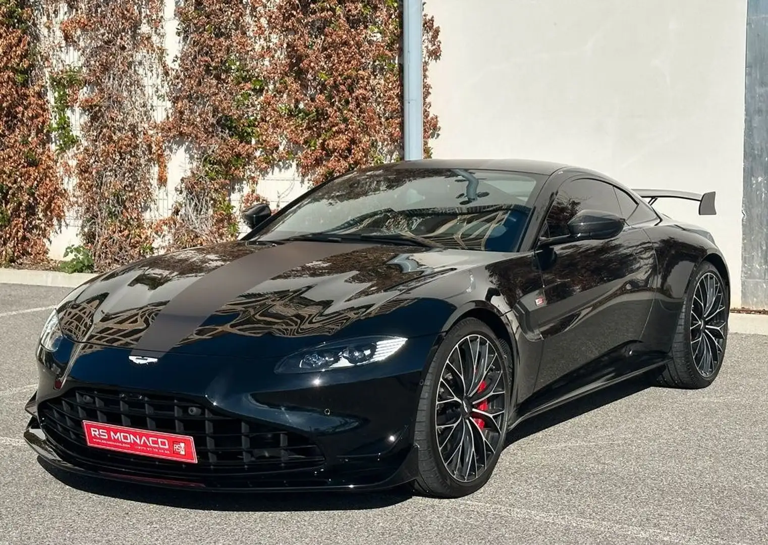 Aston Martin V8 535 f1 edition Schwarz - 1