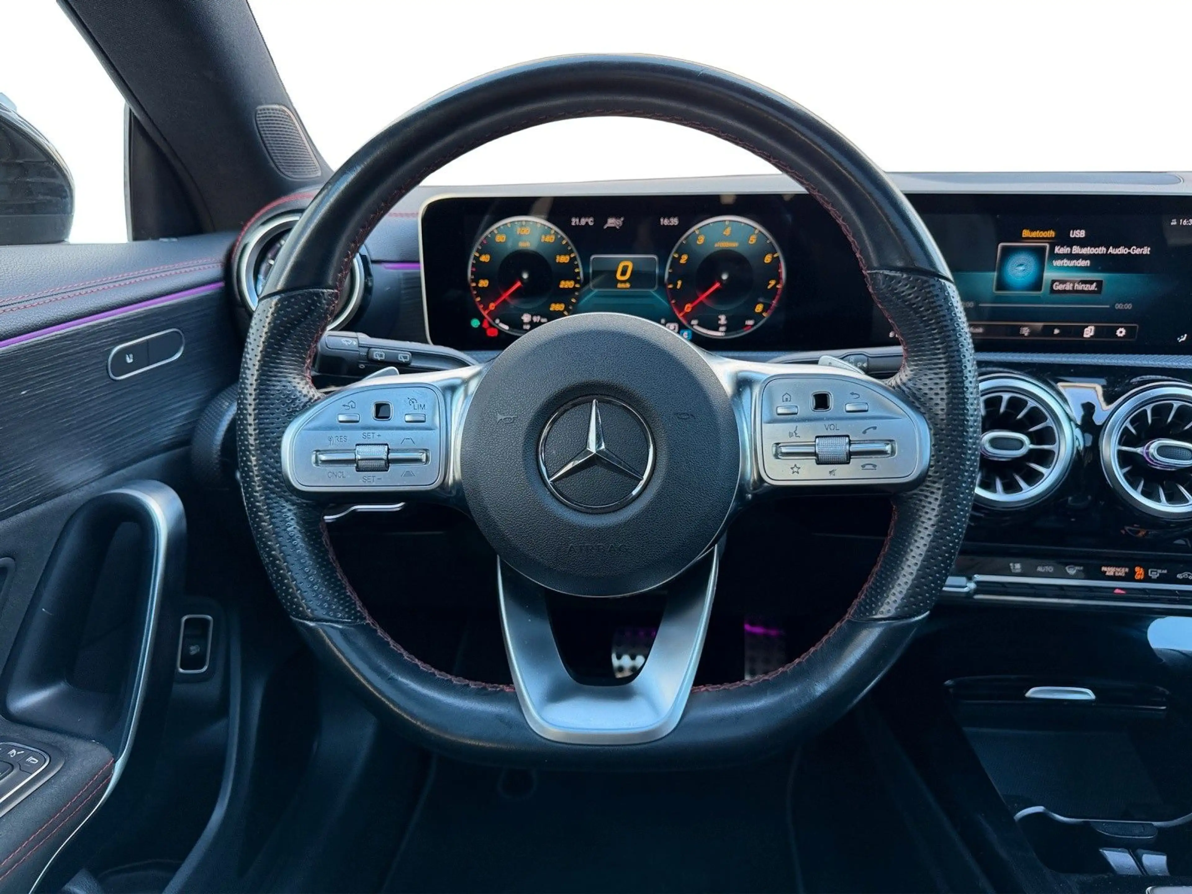 Mercedes-Benz CLA 220 CLA 200 Shooting Brake AMG LINE+Burmester+ Pano+ — photo 9
