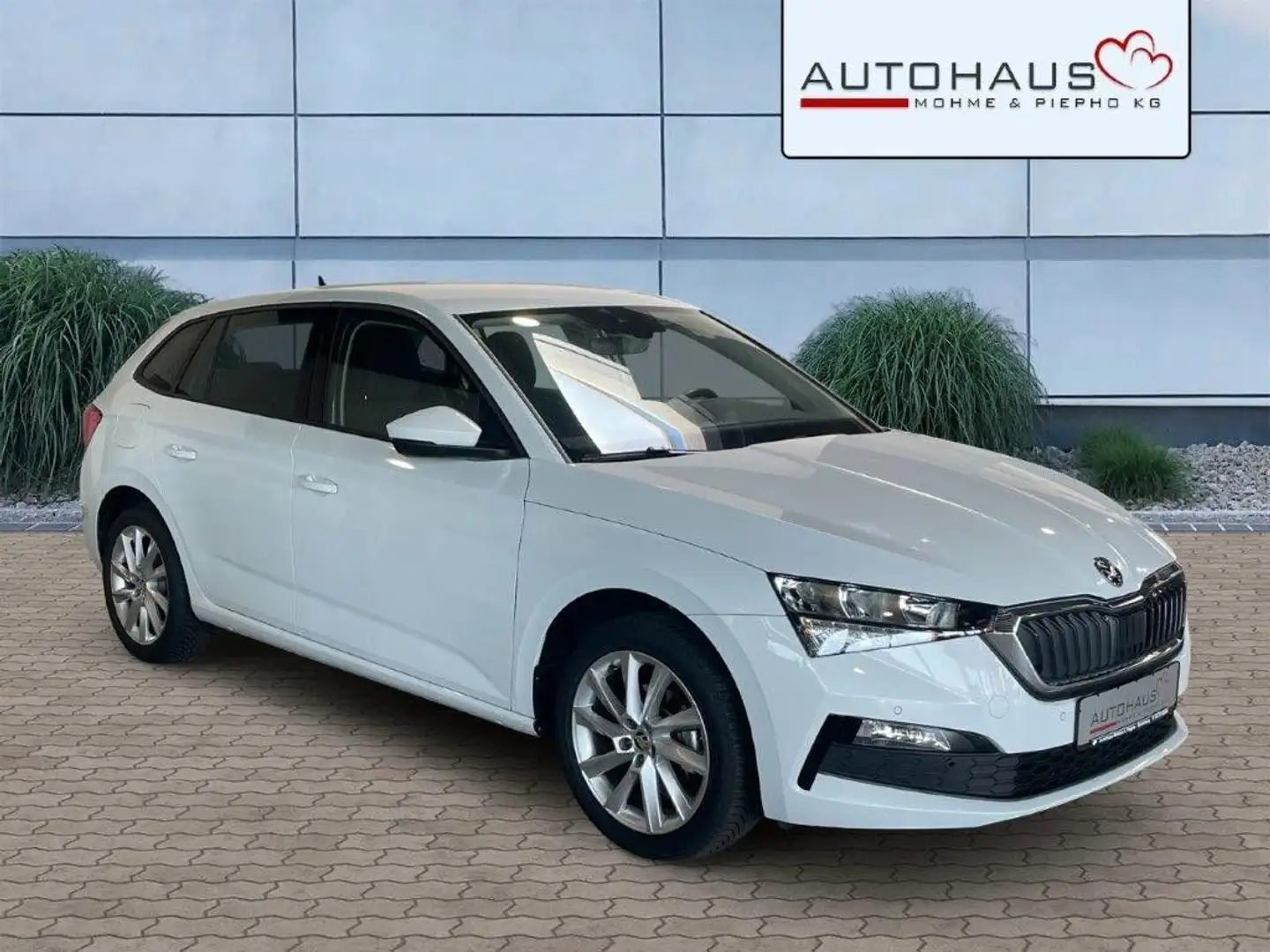 Skoda Scala Style Elek. Heckkl., Beh. Lenkr., CarPlay Blanc - 1