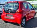 Toyota Aygo Basis / Kleinwagen Rot - thumbnail 3