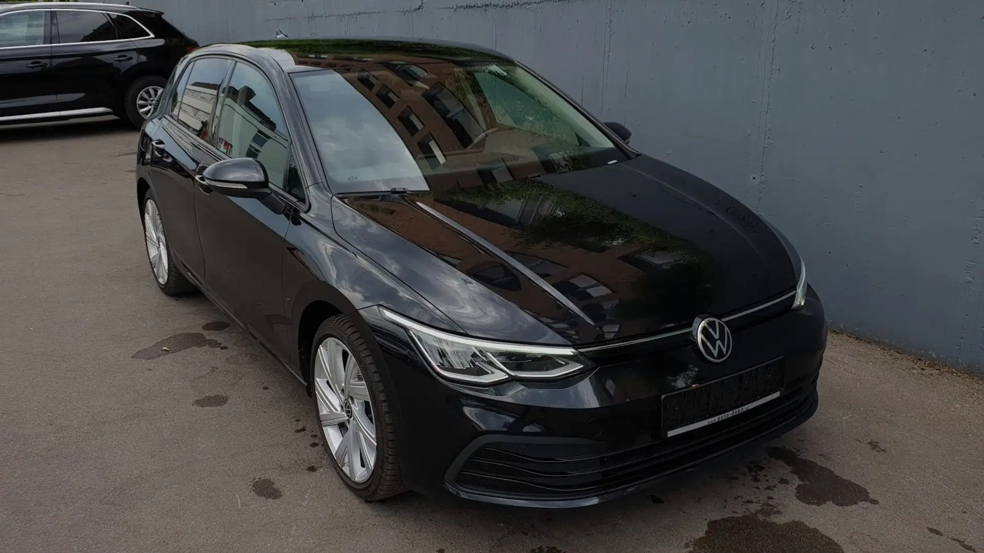 Volkswagen Golf 8 2.0 TDI DSG Life Virtual/ACC/Navi/LED/18" Zwart - 2