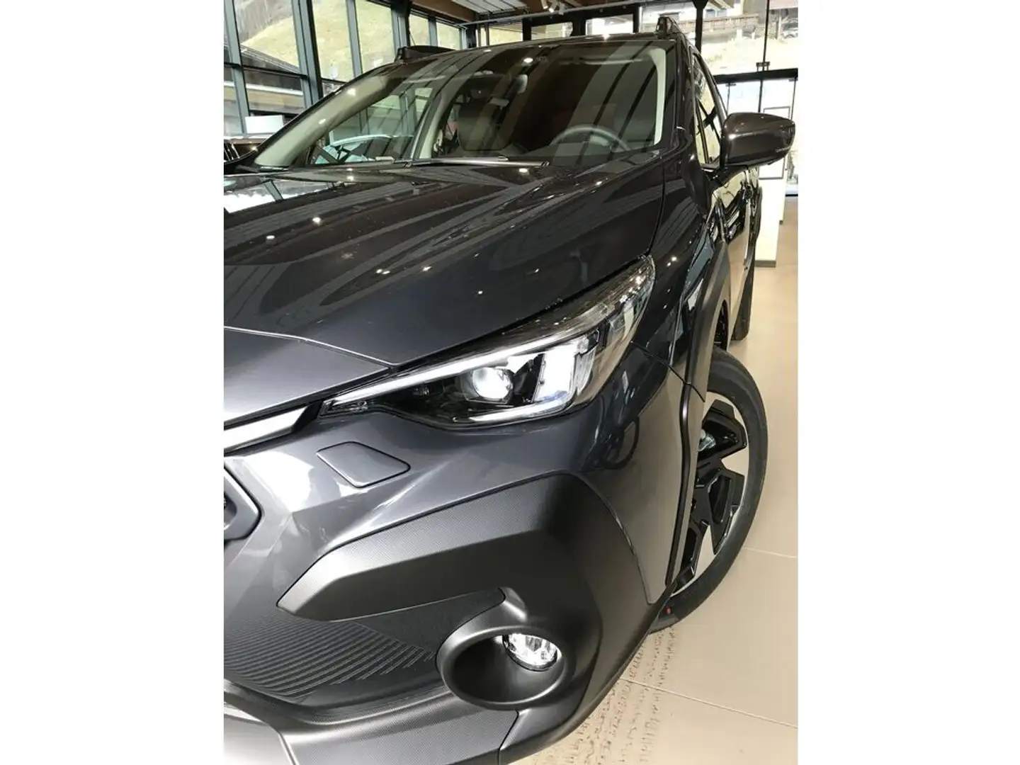 Subaru Crosstrek Style Xtra Grau - 2
