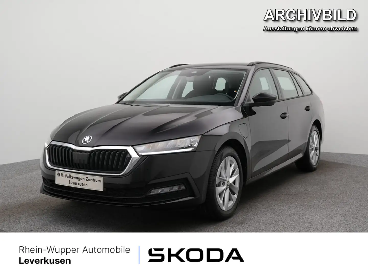 Skoda Octavia Combi 1.5 TSI Style NAVI LED VIRT SHZ Schwarz - 1