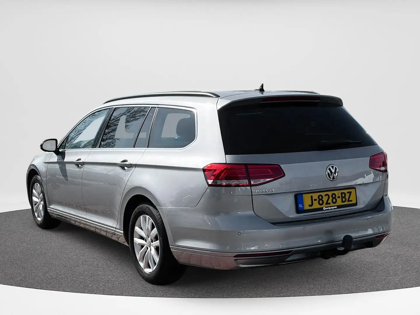 Volkswagen Passat Variant 1.4 TSI ACT Highline | 150Pk | Ergo | Trekhaak | A Grigio - 2