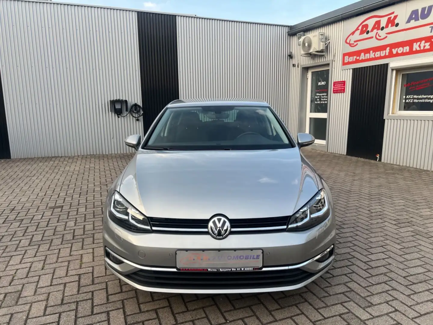 Volkswagen Golf VII Lim. Comfortline BMT/Start-Stopp 1.Hand Argent - 2