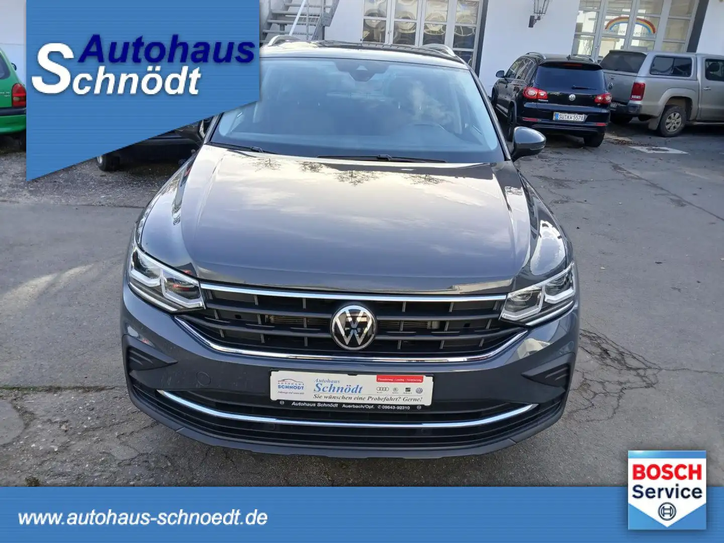 Volkswagen Tiguan 1.5 TSI Life Navi LED Klima Einparkhilfe Gris - 1