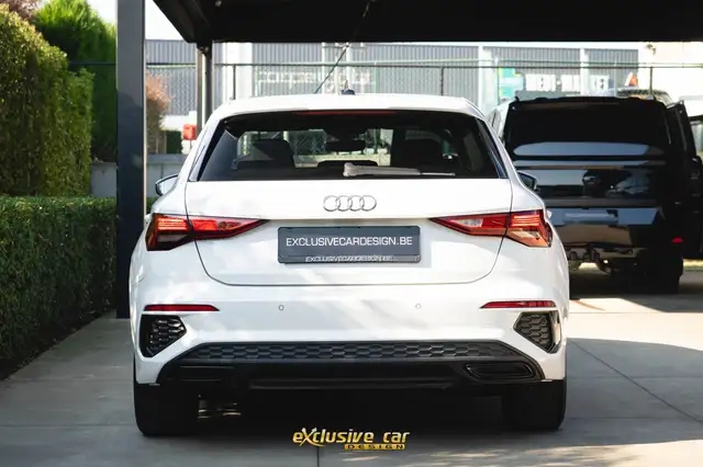Audi A3 view 6
