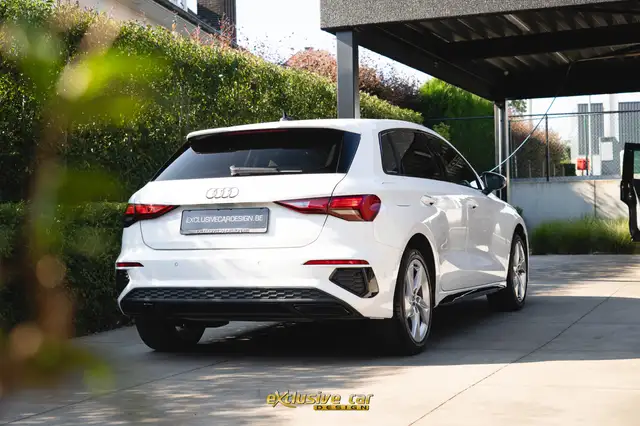 Audi A3 view 5