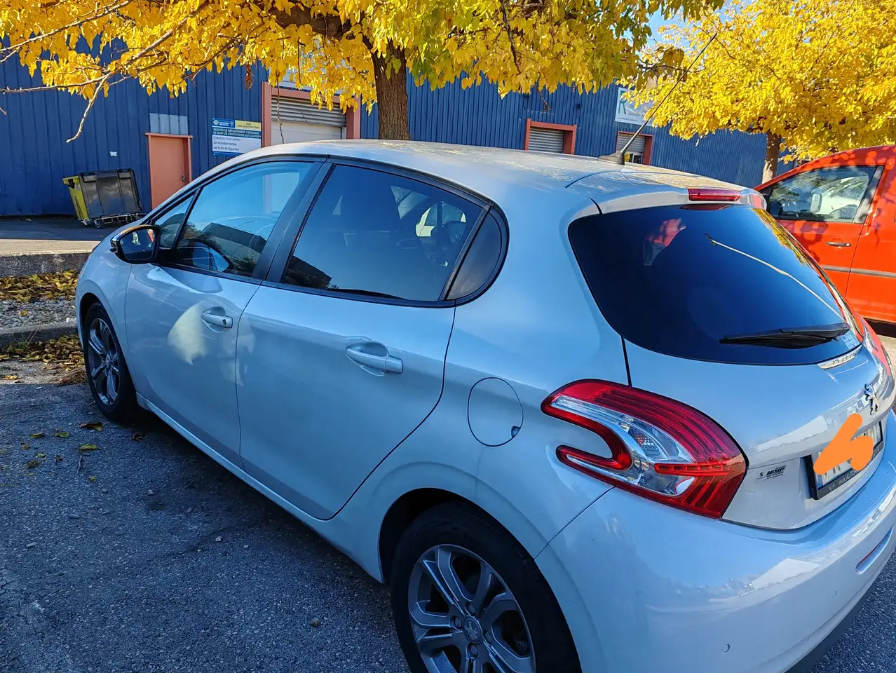 Peugeot 208 1.6 e-HDi 92ch BVM5 Style