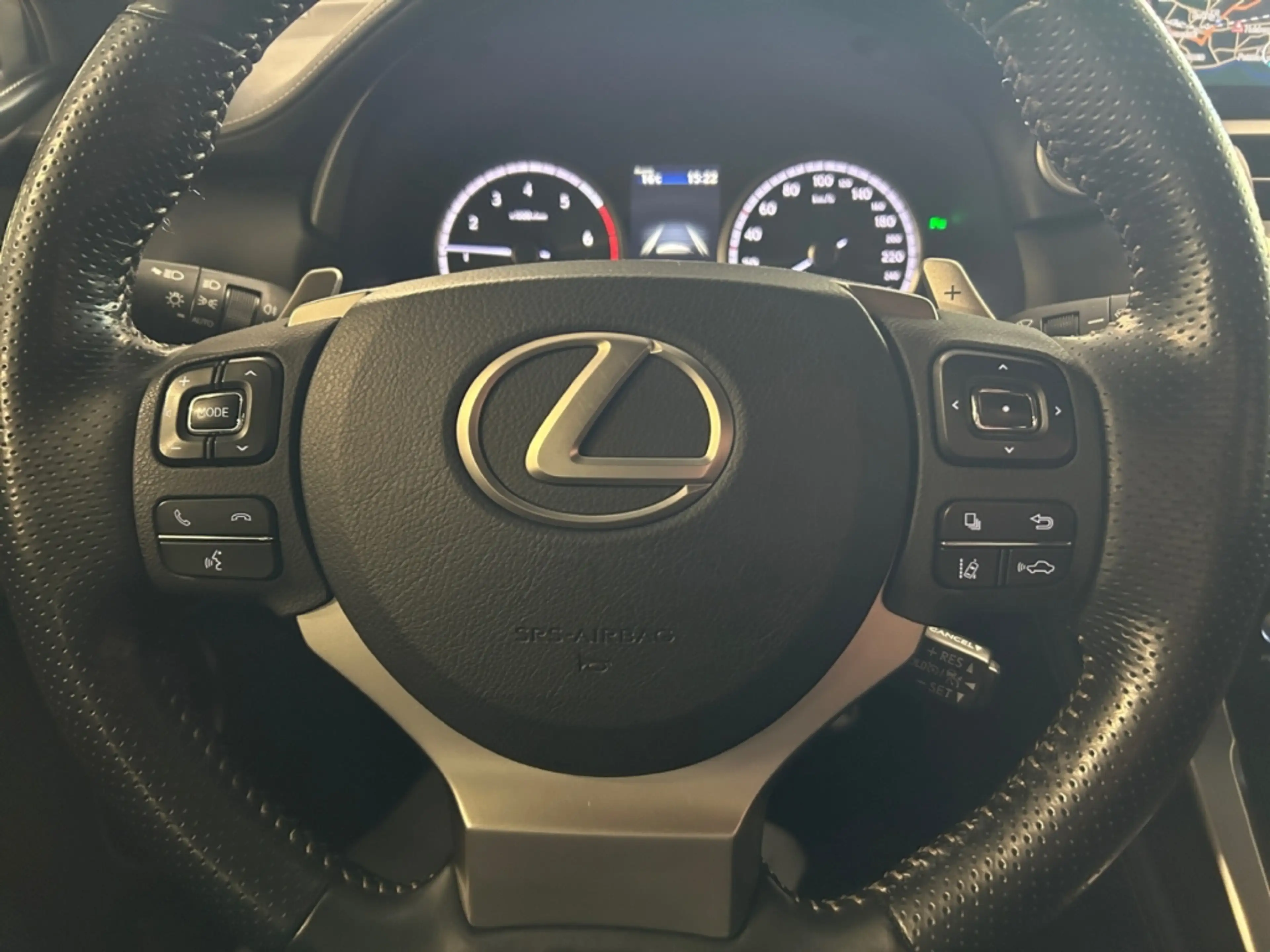 Lexus NX 300h E-FOUR F SPORT *Matrix*360°*HUD*Levinson* — photo 13
