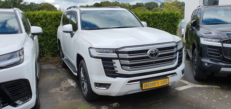 Toyota Land Cruiser 300 70thANV+NEU+EUreg+BERLIN+100 Stk+STOCK+HUD — photo 3