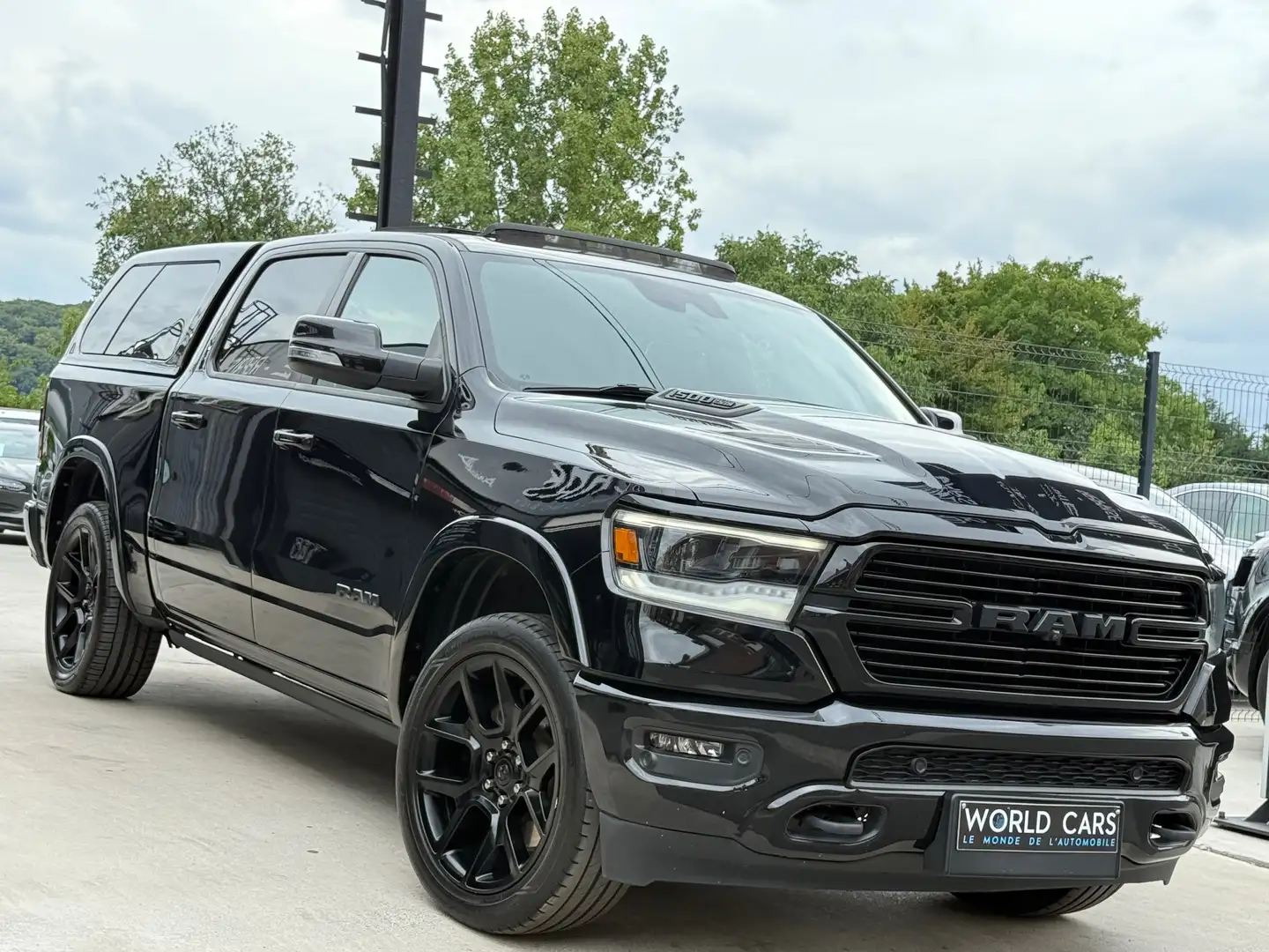 Dodge RAM 5.7i LPG SPORT TVAC*BTWIN PNEUMATIC DISTRO KEYLESS Zwart - 2