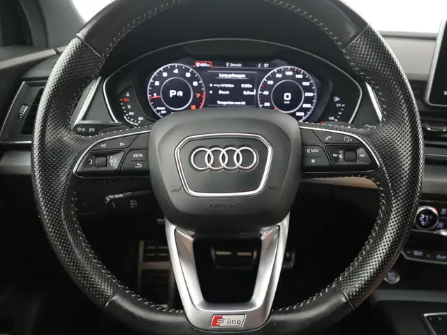 Audi Q5 view 15