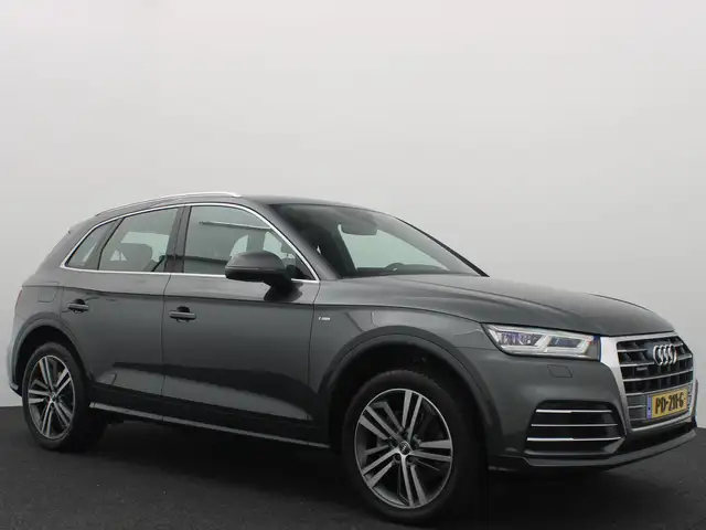 Audi Q5 view 20