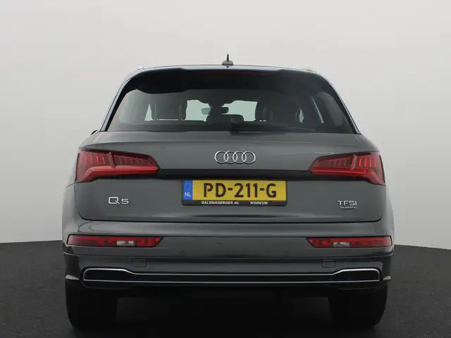 Audi Q5 view 17